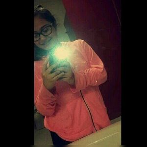 Meet your Posher, Lasette